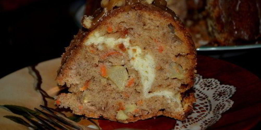 Рецепт яблочный кекс с морковью и глазурью пралине