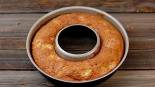 яблочный кекс