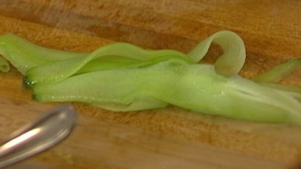 багет с тунцом и домашним майонезом