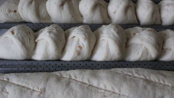 багеты фермерские со шкварками