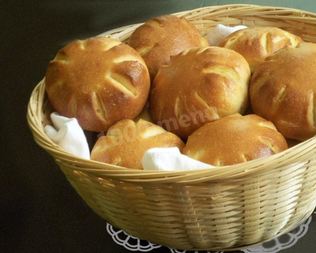 Булочки из хлебного теста