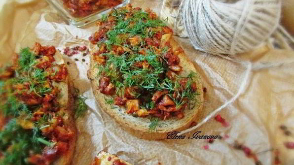 хеннеброд — хлеб с курицей