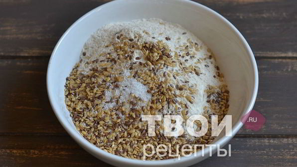 хлеб с льняными семенами