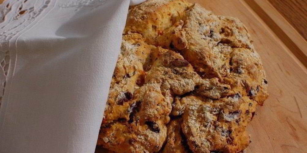 Рецепт хлеб с оливками и вялеными помидорами