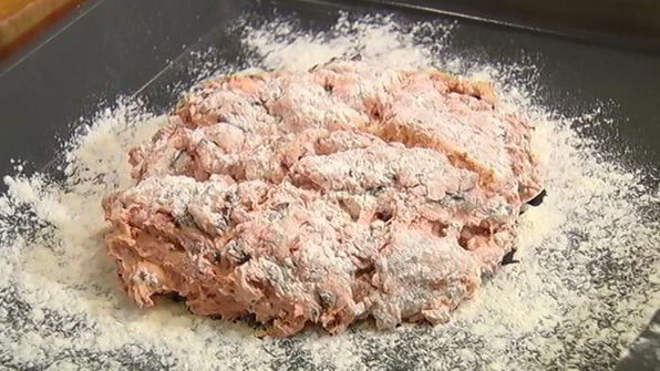 хлеб с оливками и вялеными помидорами