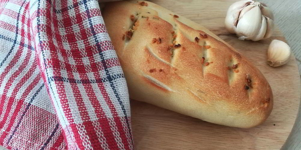 Рецепт хлеб с розмарином и чесноком