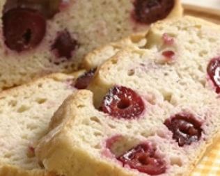 Хлеб с вишней