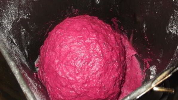 хлеб свекольный с тмином