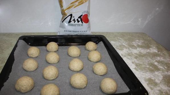 хлебцы с отрубями для гамбургеров и сэндвичей