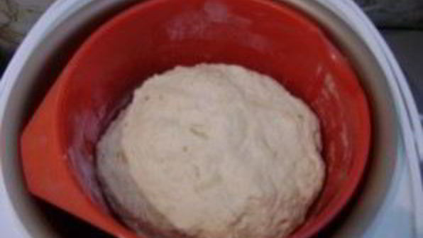 луковый хлеб в мультиварке