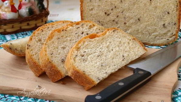 молочный хлеб с семенами льна в хлебопечке