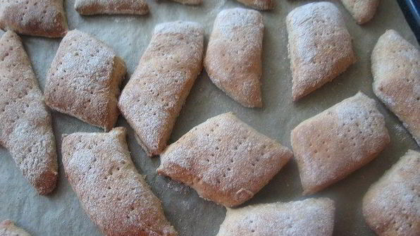 простые полуржаные хлебцы