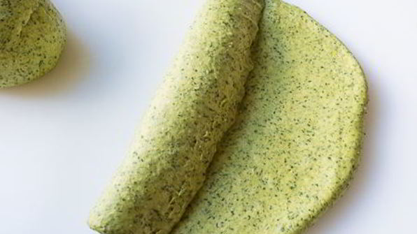 шпинатный хлеб с цельнозерновой мукой