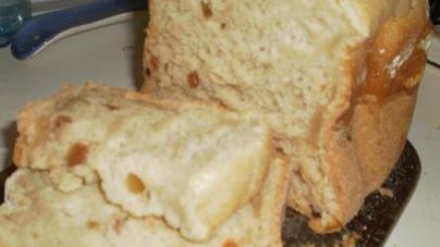 Сладкий хлеб с изюмом из хлебопечки