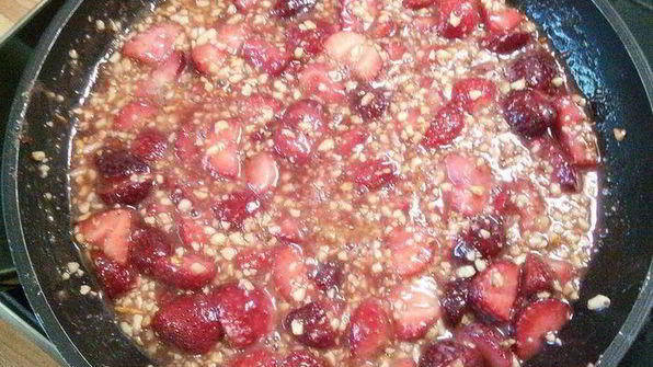 сладкий клубничный хлеб