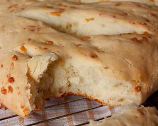 Сырный французский хлеб