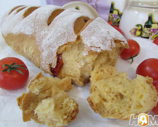 Томатный хлеб с вялеными помидорами