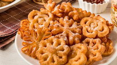 Хворост на формочках