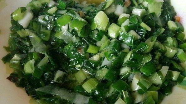 конвертики с перепелиным яйцом и зеленью