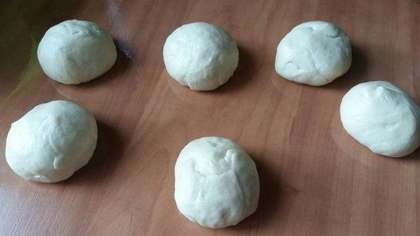 конвертики с перепелиным яйцом и зеленью