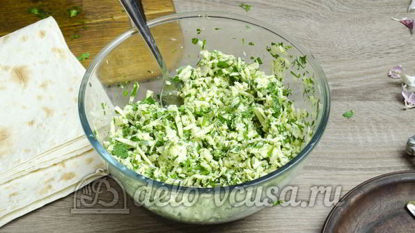 лаваш с сыром и зеленью