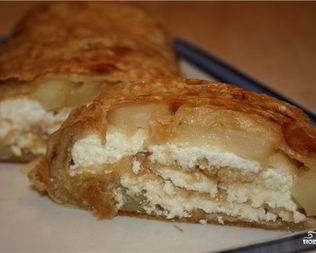 Лаваш с яблоками и творогом