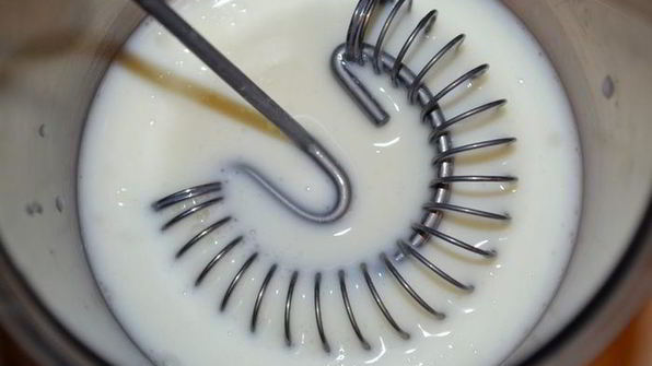 бездрожжевая кефирная лепешка с фундуком и черносливом