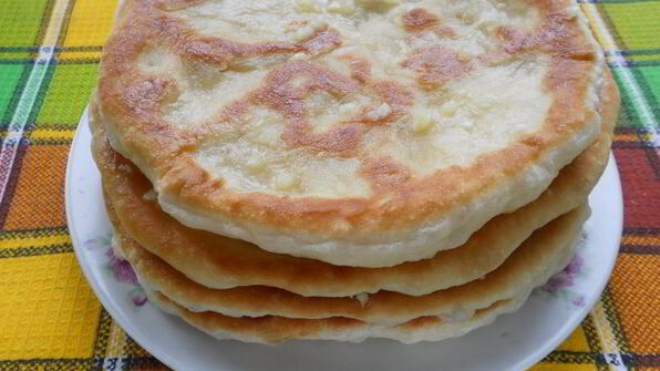 чесночные лепешки в мультиварке