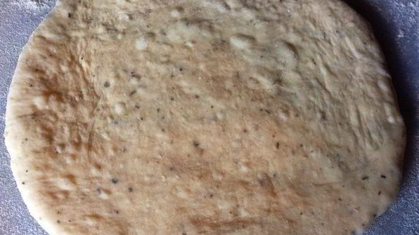 фокачча с томатами и базиликом