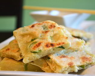 Китайская лепешка с луком
