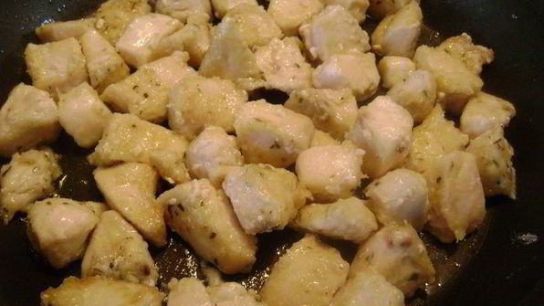 курица с маисовой лепешкой