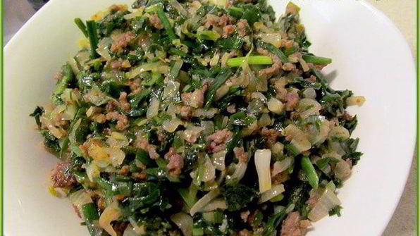 лепешки по-дунгански с мясом и зеленью