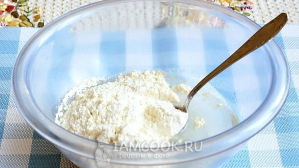 лепешки с начинкой на сковороде