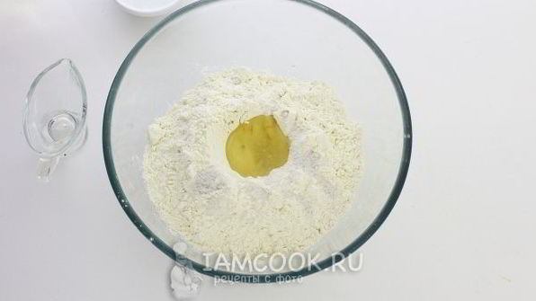 лепешки с зеленым луком на сковороде