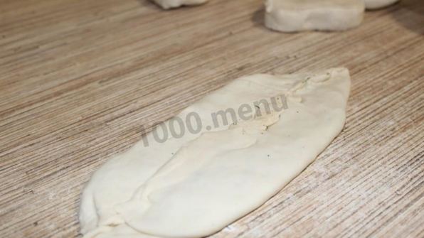 лепешки с зеленью на сковороде