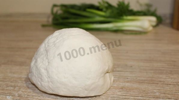 лепешки с зеленью на сковороде