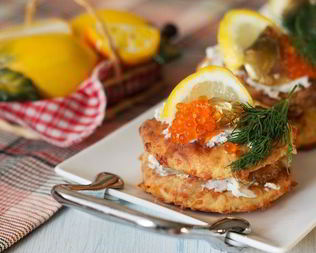 Лепешки тминные с копченной скумбрией