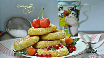 Пшенно-творожные лепешки, запеченные в духовке к завтраку