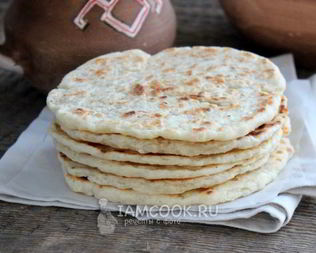 Сырные лепешки на молоке на сковороде