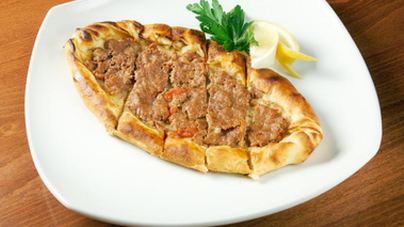 Турецкая лепешка с мясом