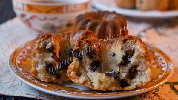 банановые маффины с шоколадными каплями