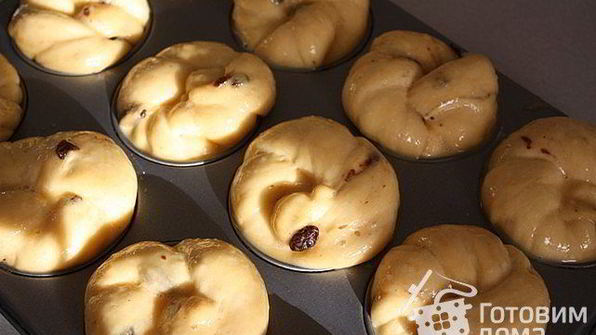 бриоши-маффины с изюмом