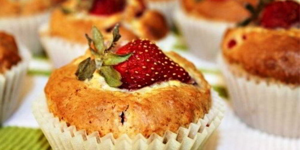 Рецепт клубничные маффины