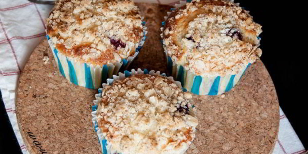 Рецепт маффины на йогурте с черникой и овсяными хлопьями