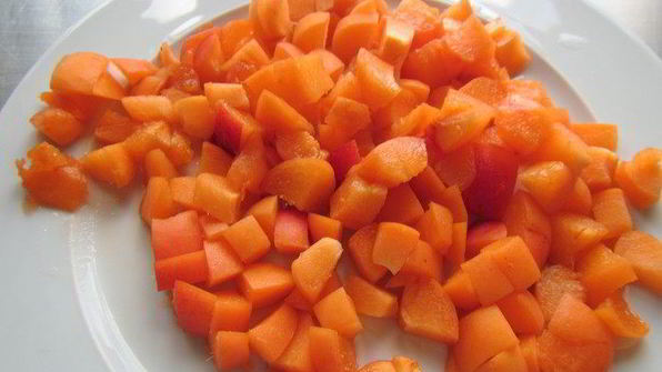 маффины с абрикосами, орехами пекан и коричной помадкой