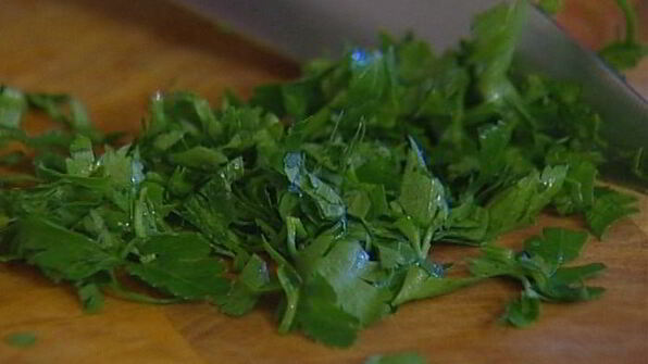 маффины с чесноком и вялеными помидорами