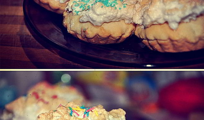 Маффины с глазурью из белкового крема