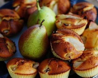 Маффины с грушами