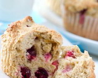 Маффины с клюквой и мускатным орехом