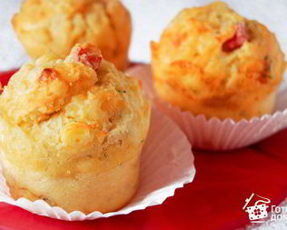 Маффины с сыром и ветчиной
